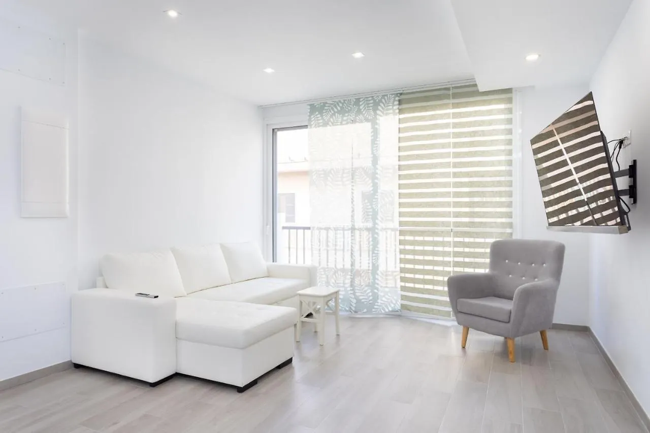 Eden Rentals Top City Center Santa Cruz de Tenerife Spain